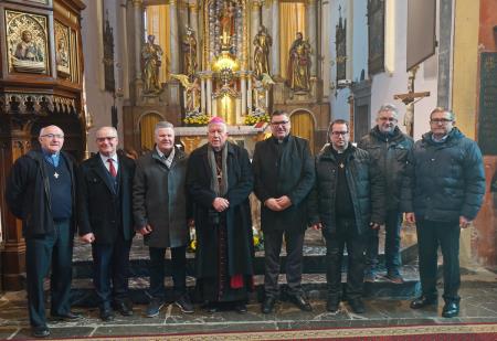 Blagoslov prezbiterija 35 Foto Tine Šubic